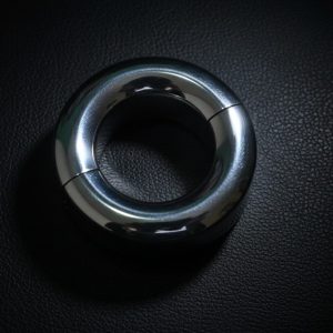 Ribbed Stainless Steel Ball Stretcher